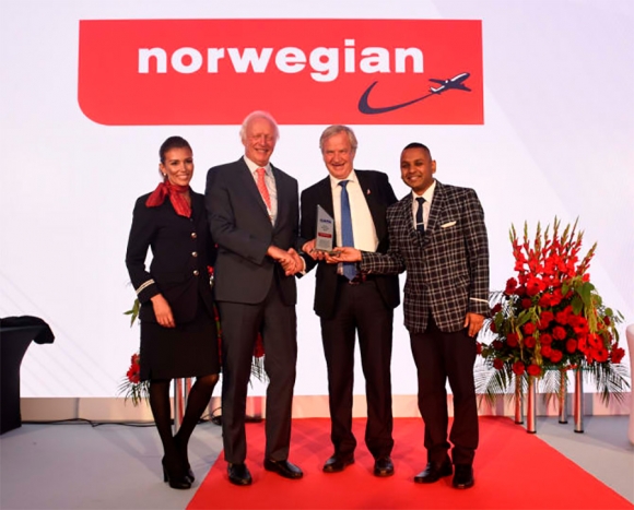 Norwegian har blitt kåret til «Årets flyselskap» under anerkjente CAPA Global Aviation Summit, som ble holdt i London torsdag kveld.