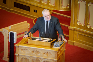 Frp ut mot Høyres strømpolitikk – vil hasteinnkalle Stortinget