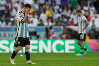 Lionel Messi og resten av Argentina-troppen tapte 1-2 for Saudi-Arabia tirsdag.