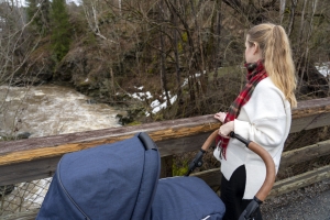Myndighetene vil sjekke alle nybakte mødre for fødselsdepresjon