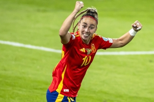 Spania brøt EM-forbannelsen – slo Sveits i kvartfinalen