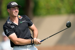 Milliardbonus for Hovland og golftoppene – kollega reagerer