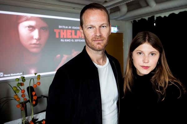 Filmen «Thelma», hvor Joachim Trier har regi og skuespiller Eili Harboe spiller hovedrollen, får norsk premiere i disse dager. Nå sørger Tiden for at vi kan lese manuset også. 