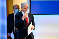 Statsminister Jonas Gahr Støre under regjeringens pressekonferanse om koronasituasjonen.